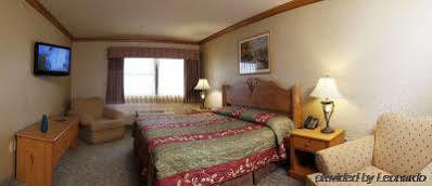 Kewadin St. Ignace Hotel Evergreen Shores Extérieur photo
